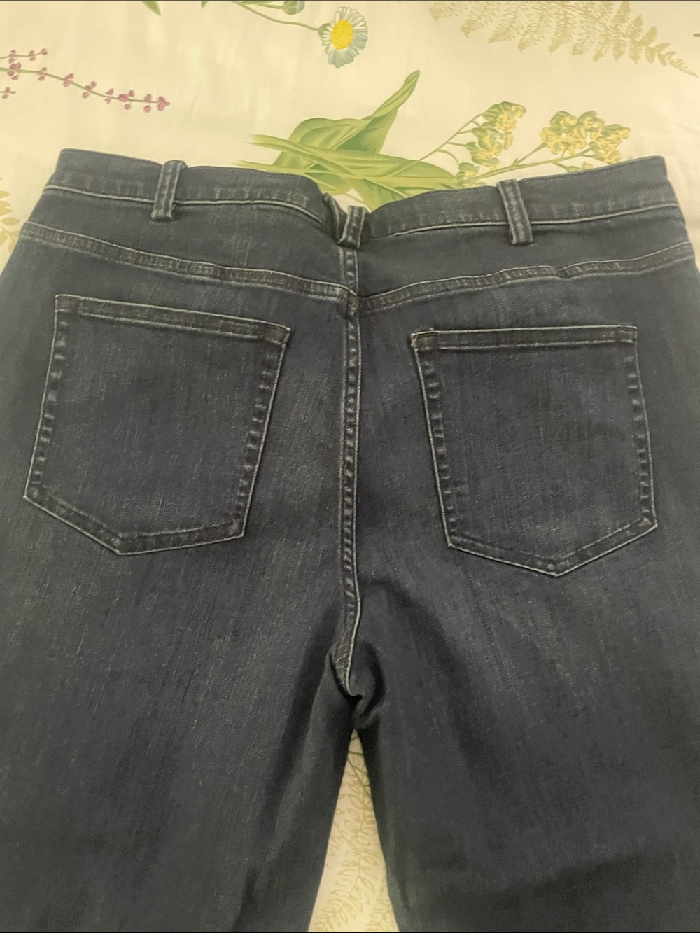 Duluth Trading Co Dark Blue Straight-Leg Women's Jeans - Picture 7 of 7